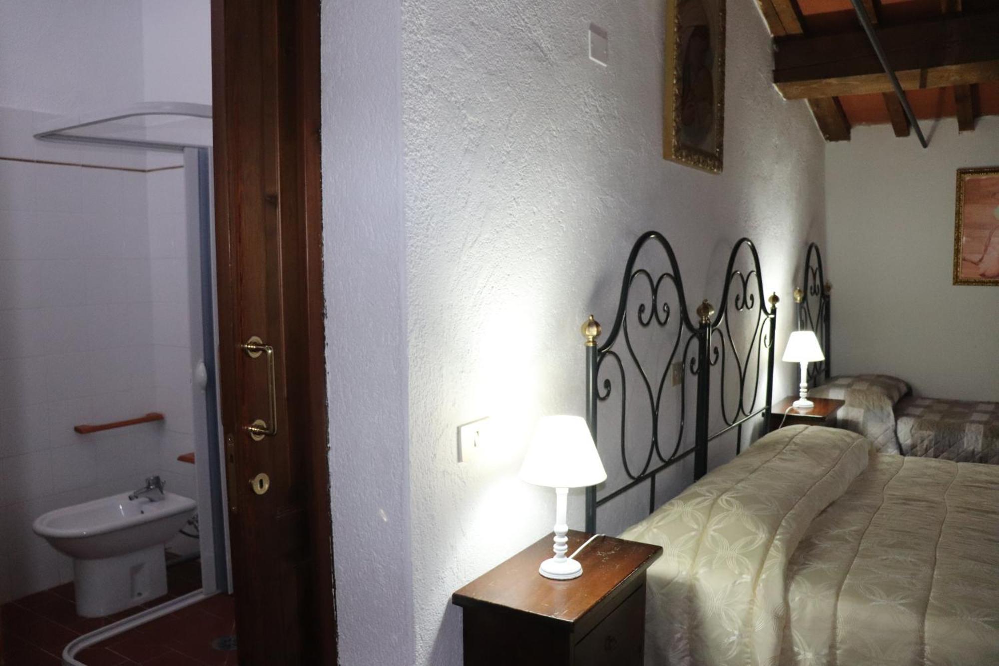 Badia Il Vingone Guest House Città di Castello Eksteriør bilde